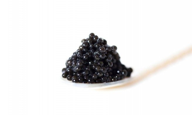 Cuchara nacar con caviar